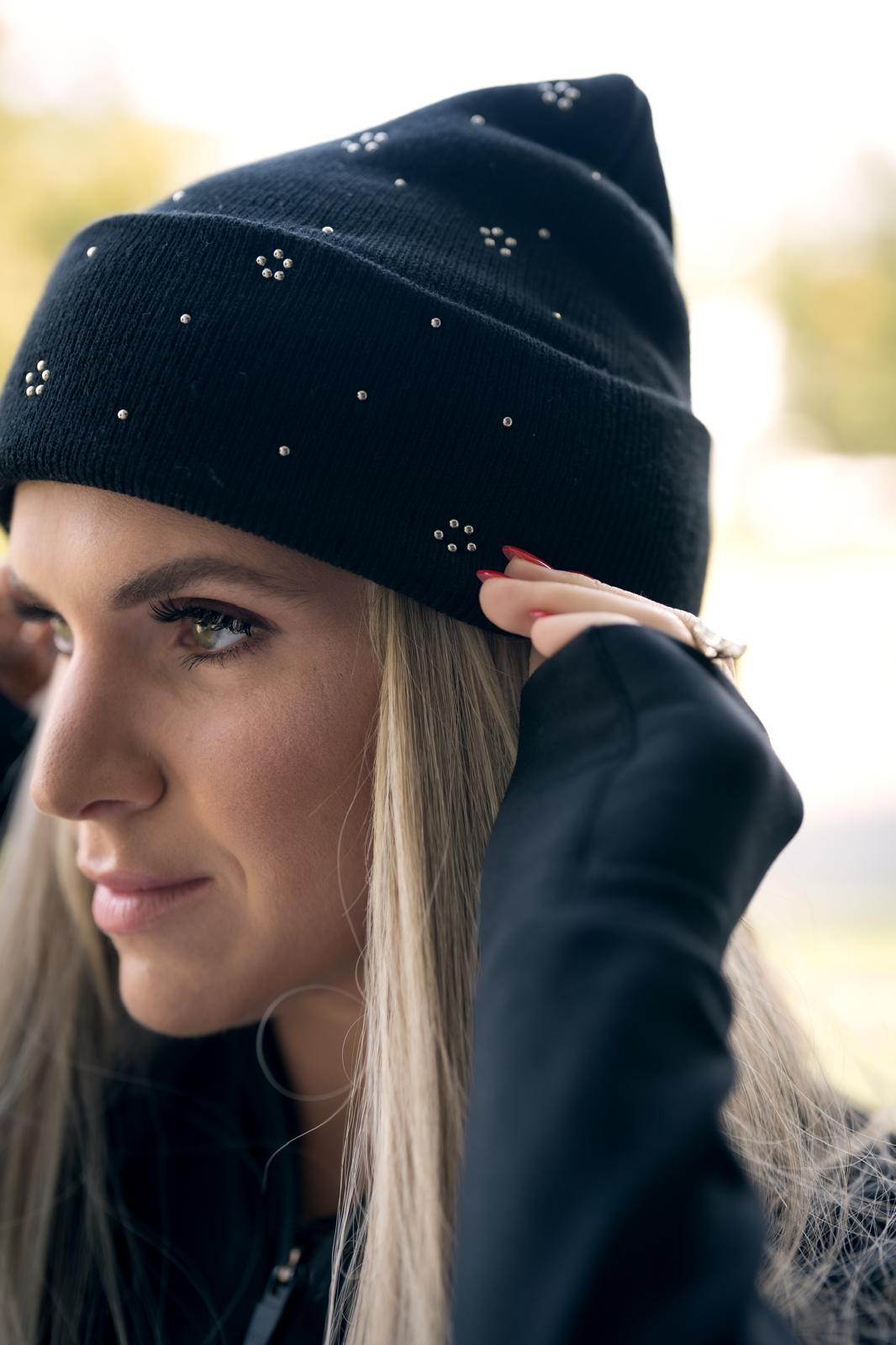 The Cami Beanie - Flowers Stud Edition – TAL NEW YORK display picture 1