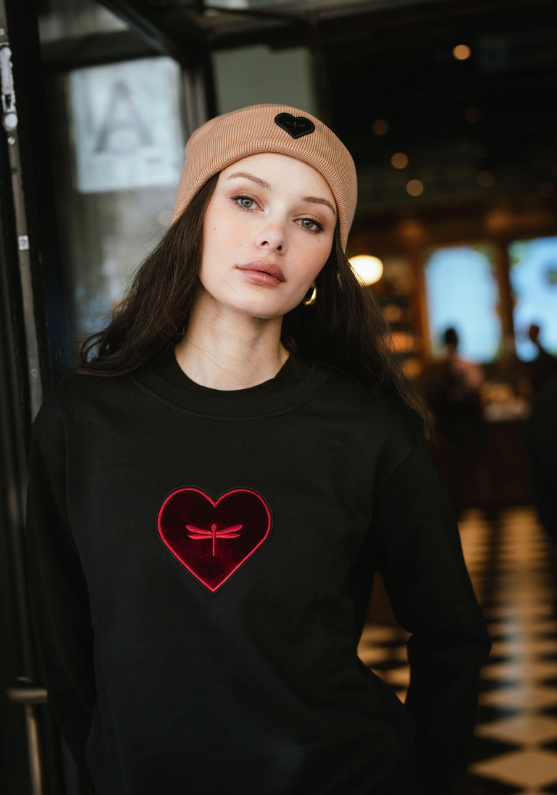 Red heart sweatshirt online