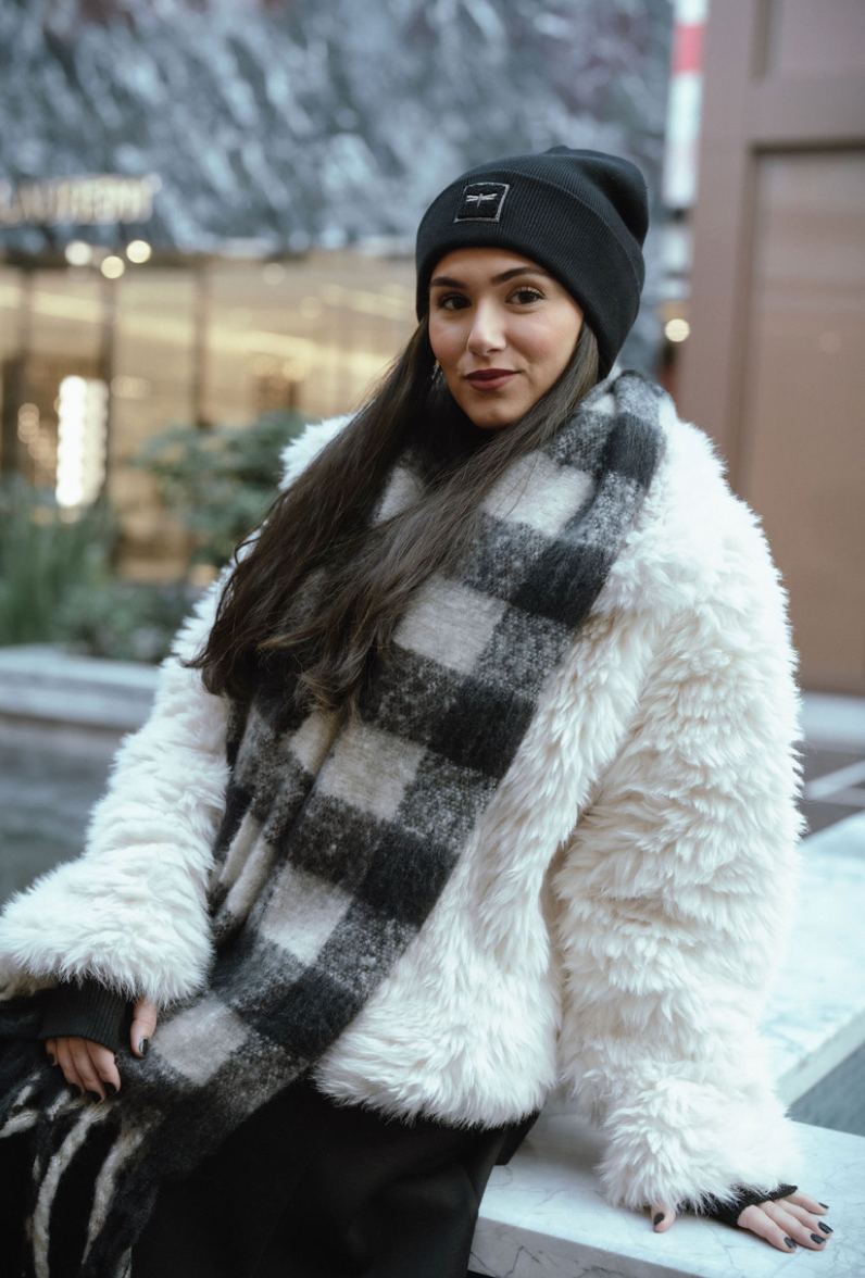 The Chunky Scarf - Black/White – TAL NEW YORK
