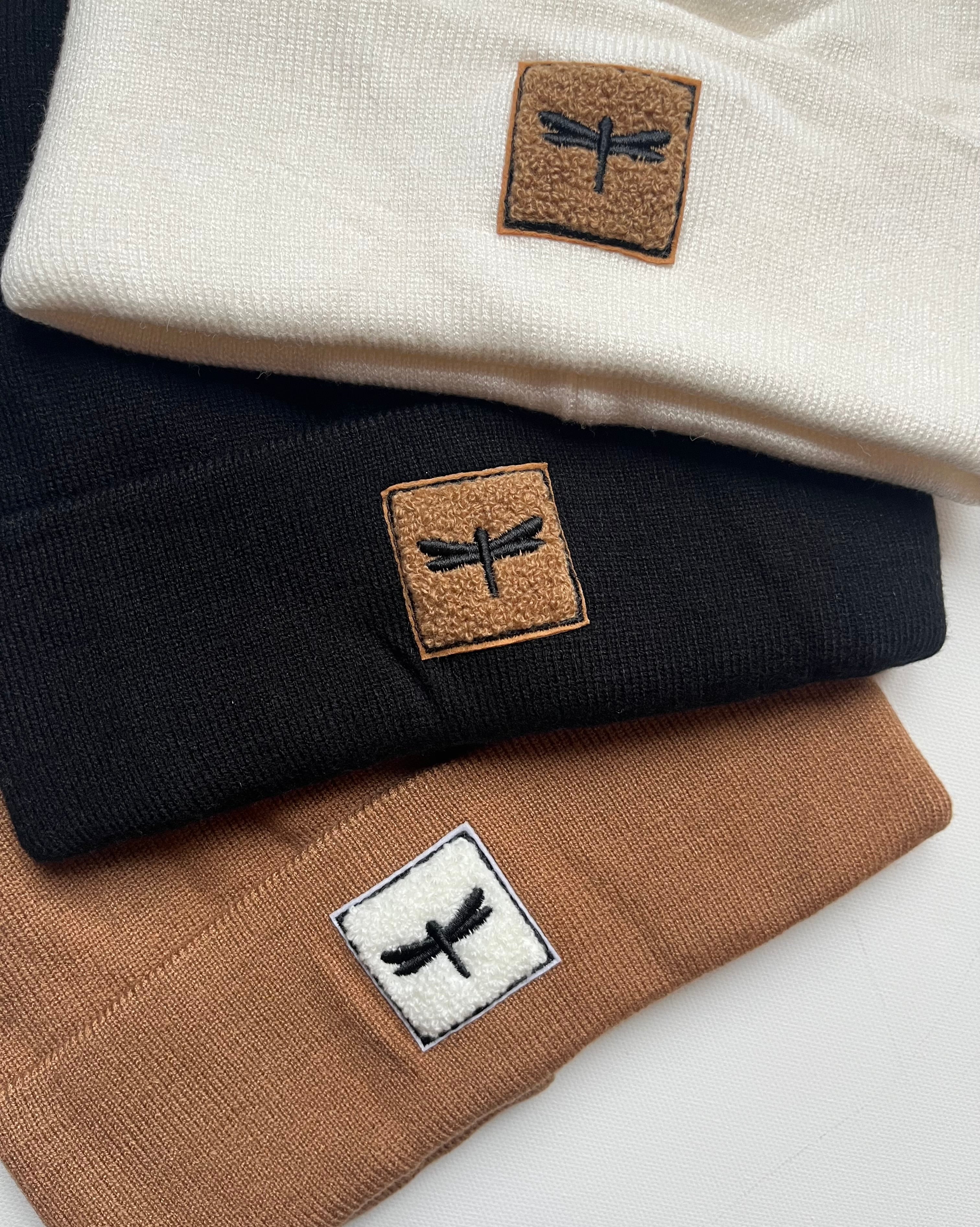 Sherpa Logo Beanie Natural supreme 新品 Supreme Sherpa Logo Beanie (FW23) - $40